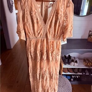Elegant Lace V-Neck Dress in Peach